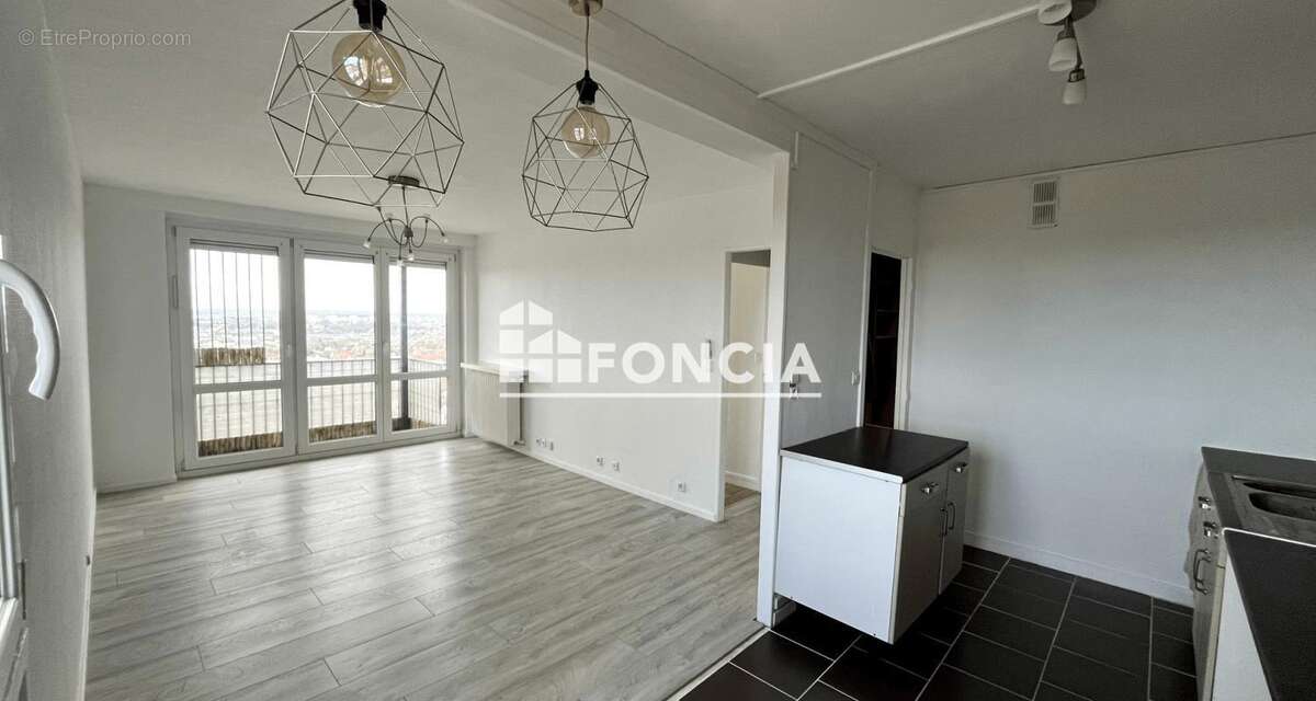 Appartement à BEAUVAIS