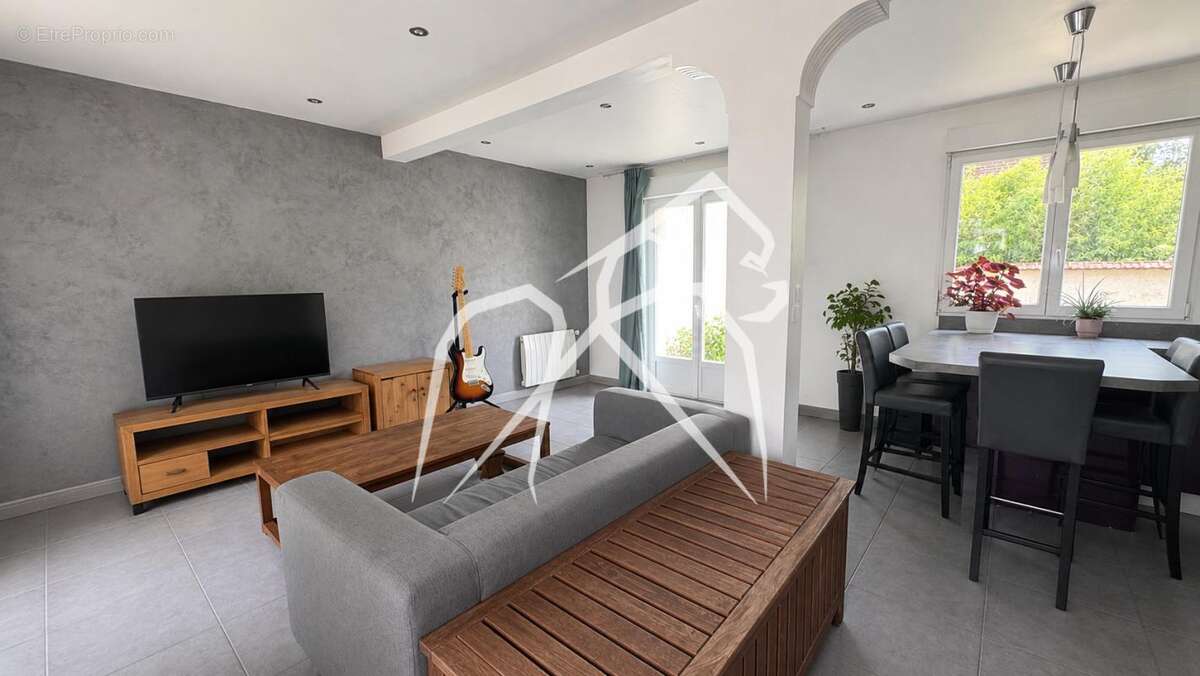 Maison 5 pièces + jardin  Le Petit-Quevilly - Saint Julien  90 m² - photo 3