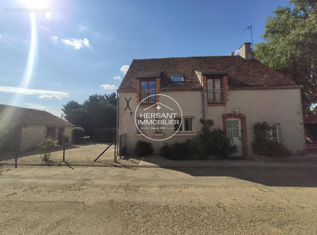 Maison à CHARSONVILLE