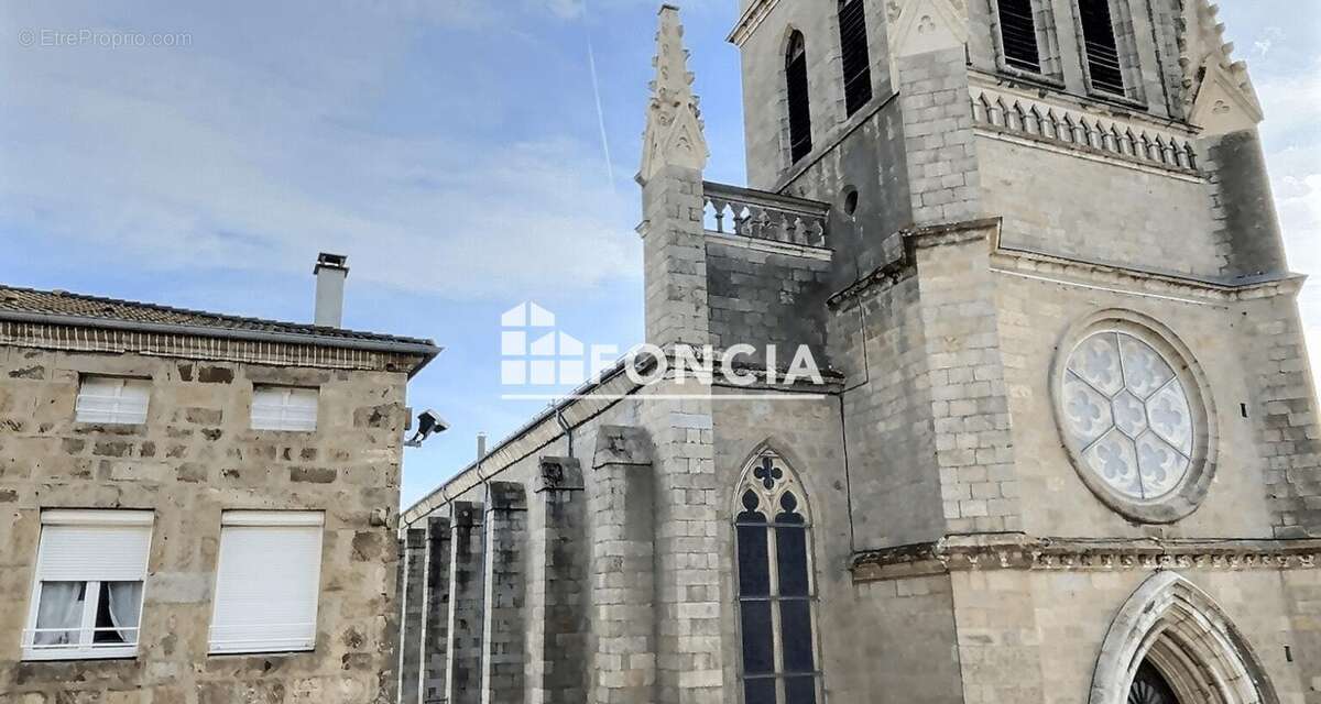 Appartement à SAINTE-SIGOLENE