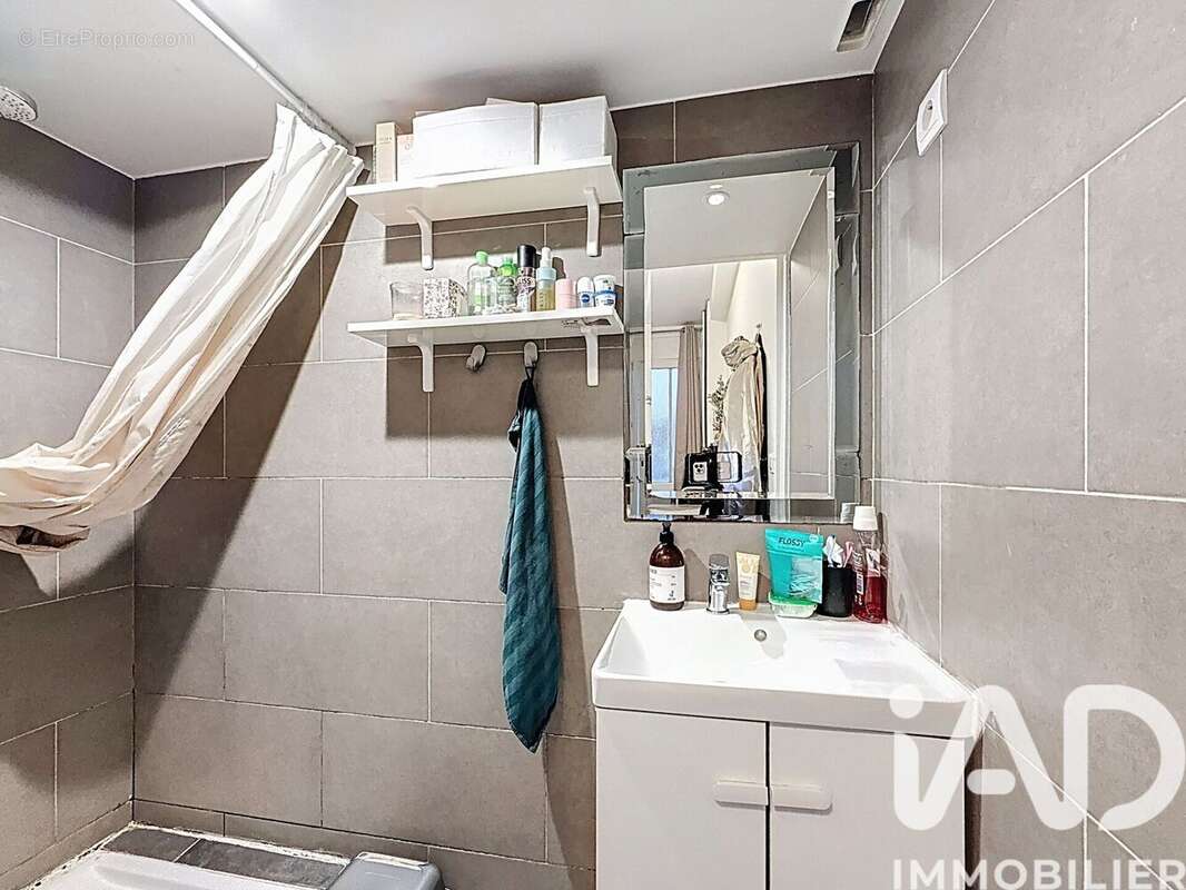 Photo 4 - Appartement à PARIS-16E