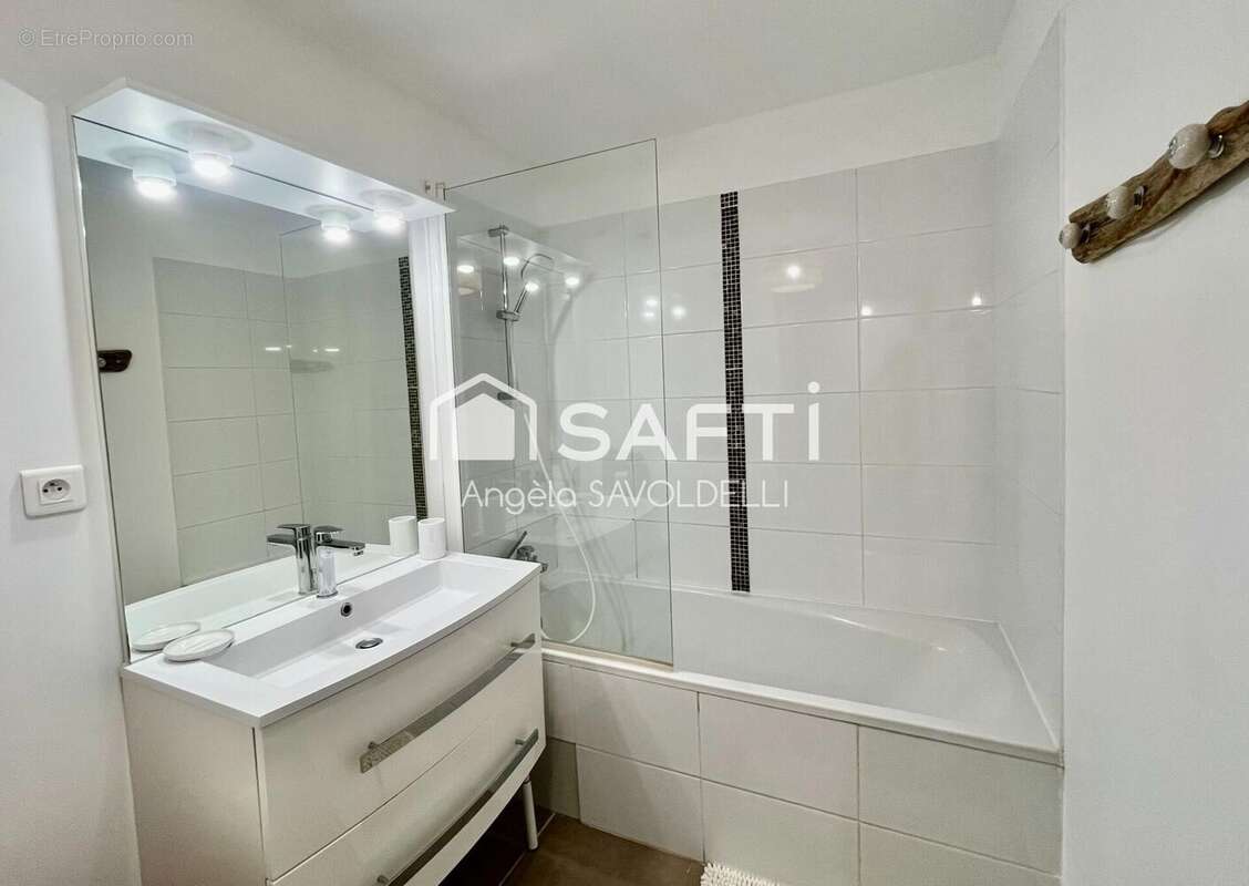 Photo 5 - Appartement à CARQUEIRANNE