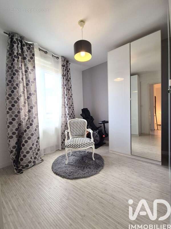 Photo 8 - Maison à VERT-SAINT-DENIS