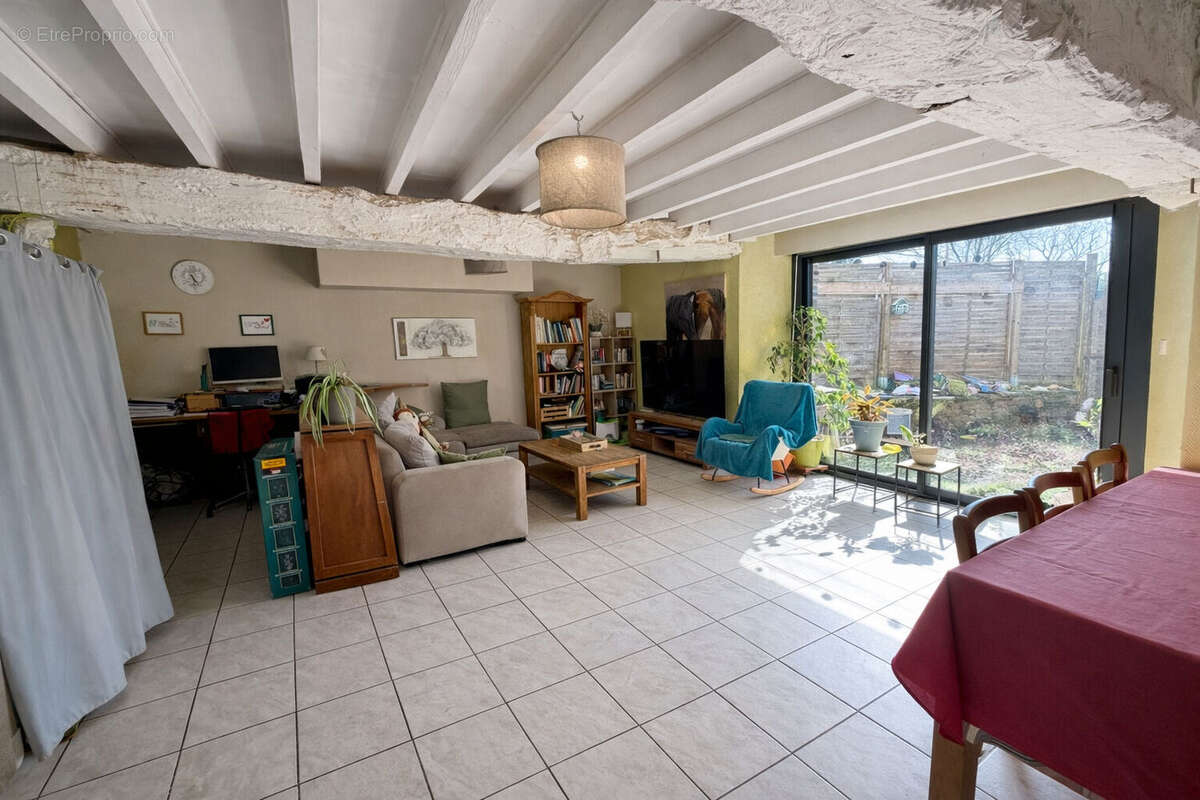 Maison à LA GACILLY
