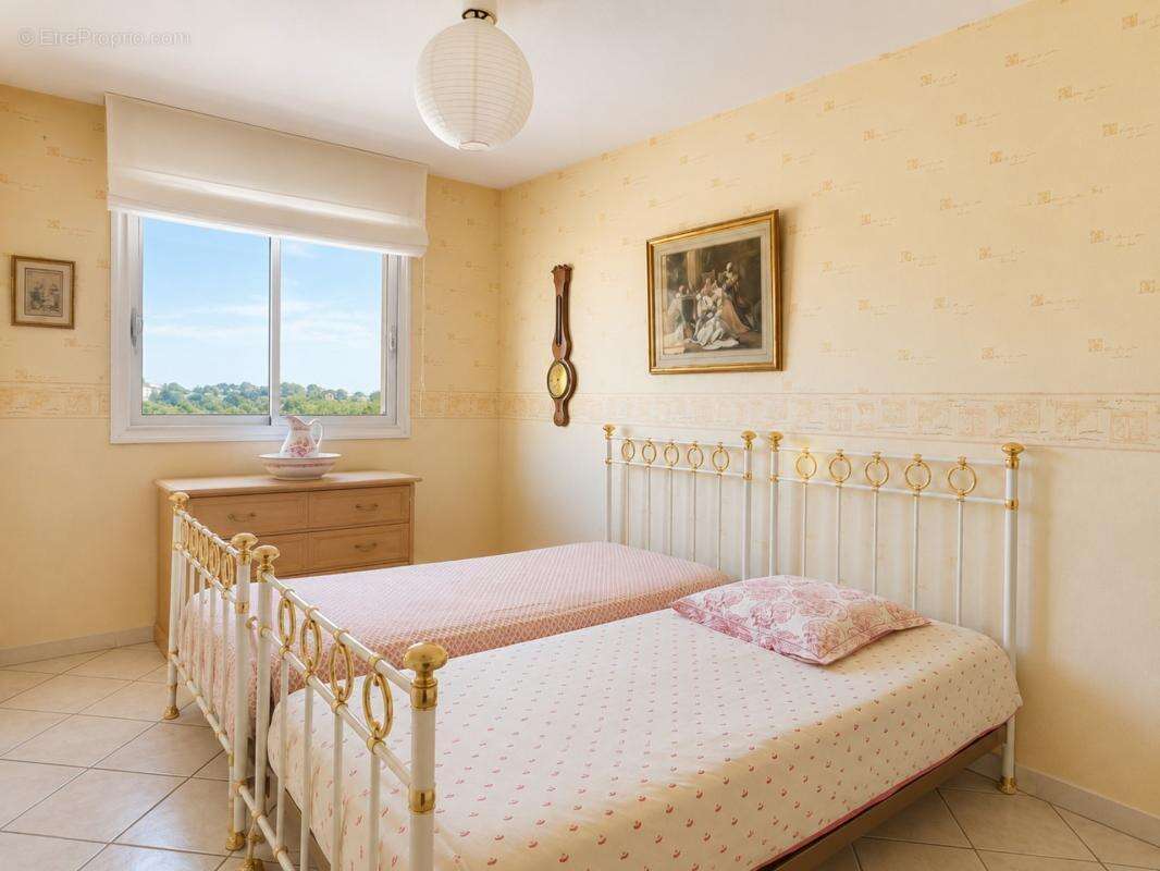 Appartement  3 pièces 63 m² - 2 Chambres - Cave - Parking - Parc - Piscine - Tennis - Tram Ligne 5 - Proximité Parc Montcalm - photo 6