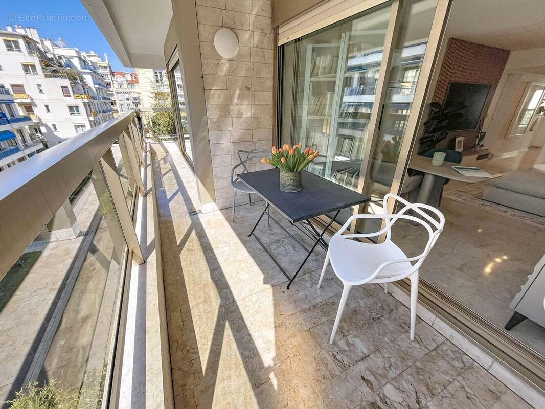 Appartement à NICE