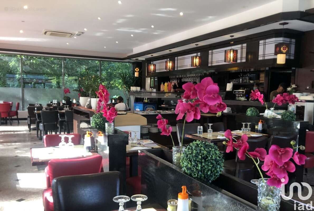 Photo 3 - Commerce à ANTONY