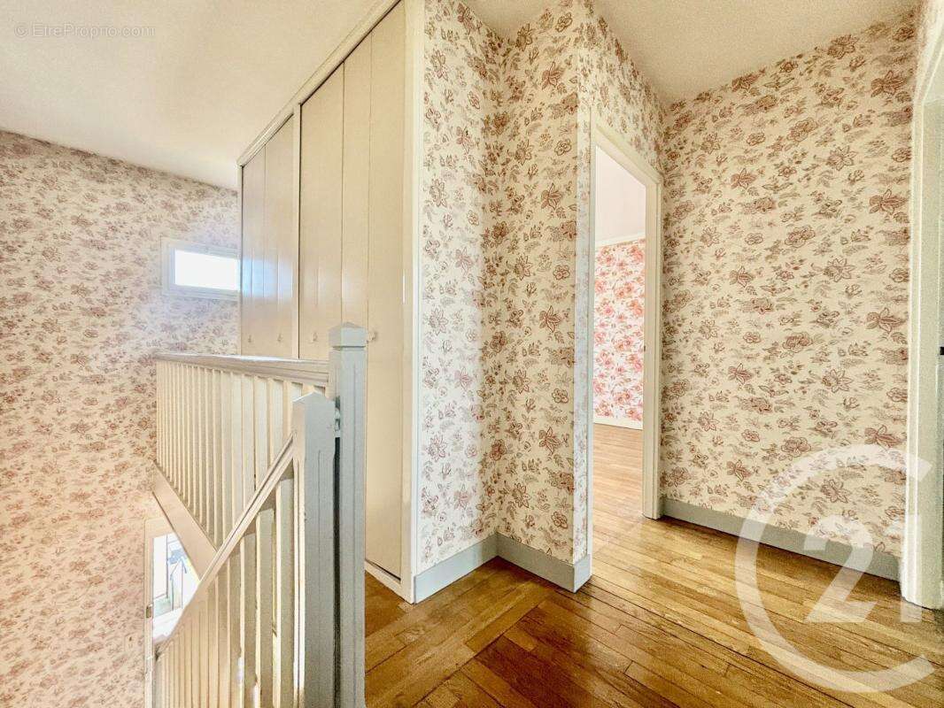 Maison 86 m² à Limoges  - photo 8