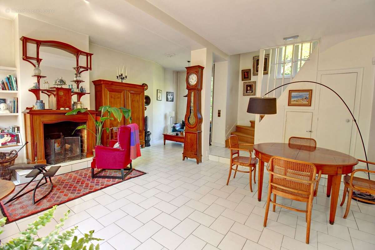 Maison à CONFLANS-SAINTE-HONORINE