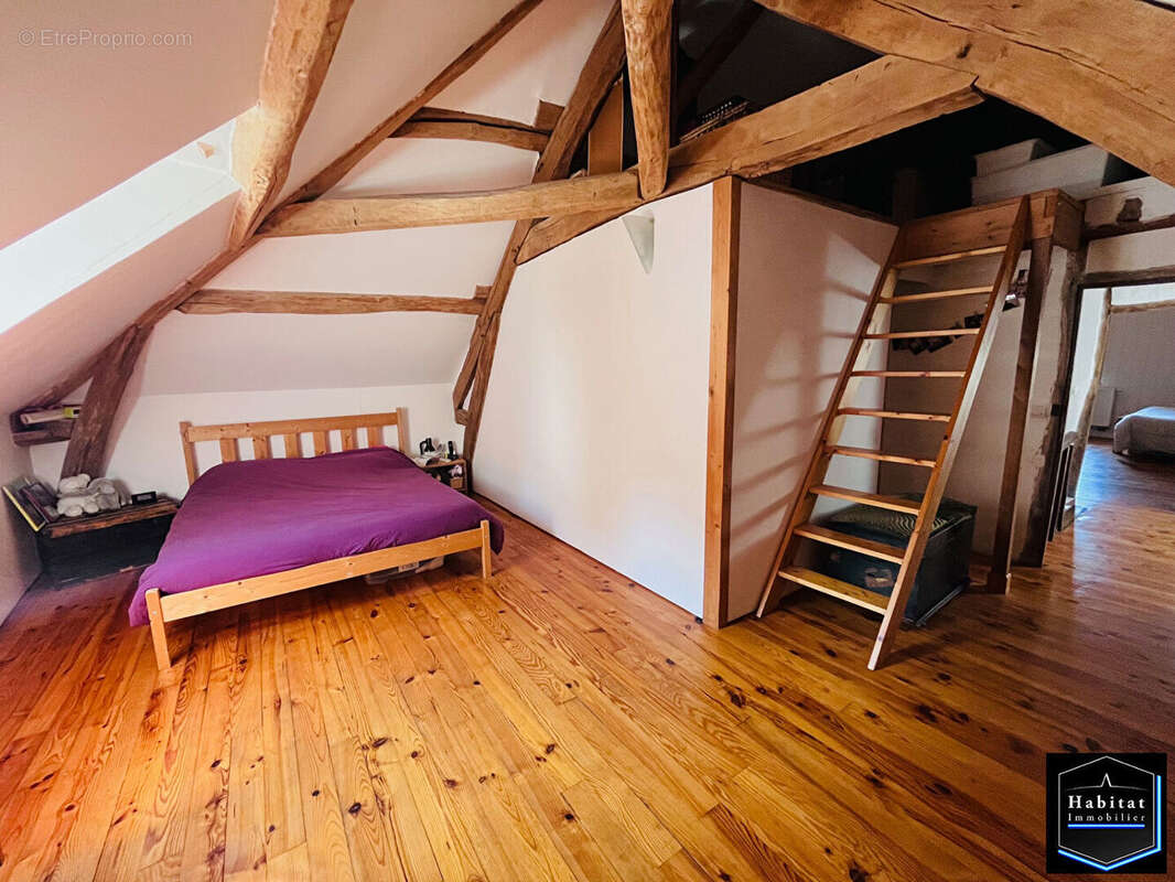 Maison à LE PLESSIS-BELLEVILLE