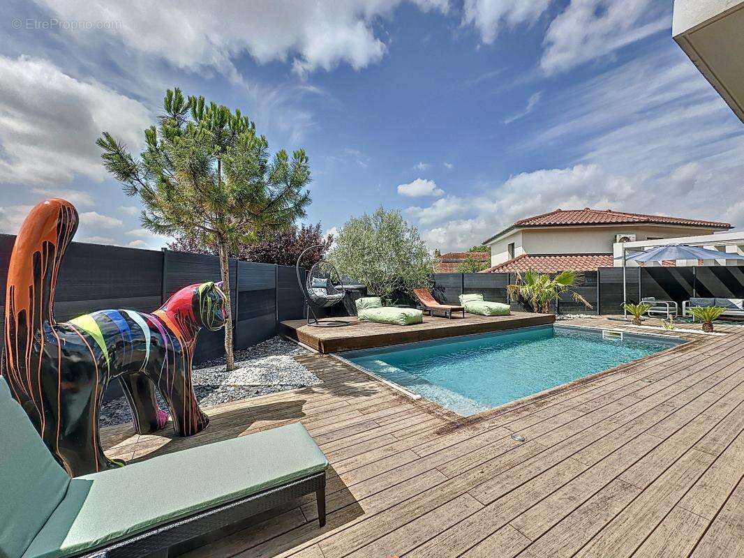 Maison à SAINT-SYMPHORIEN-D&#039;OZON