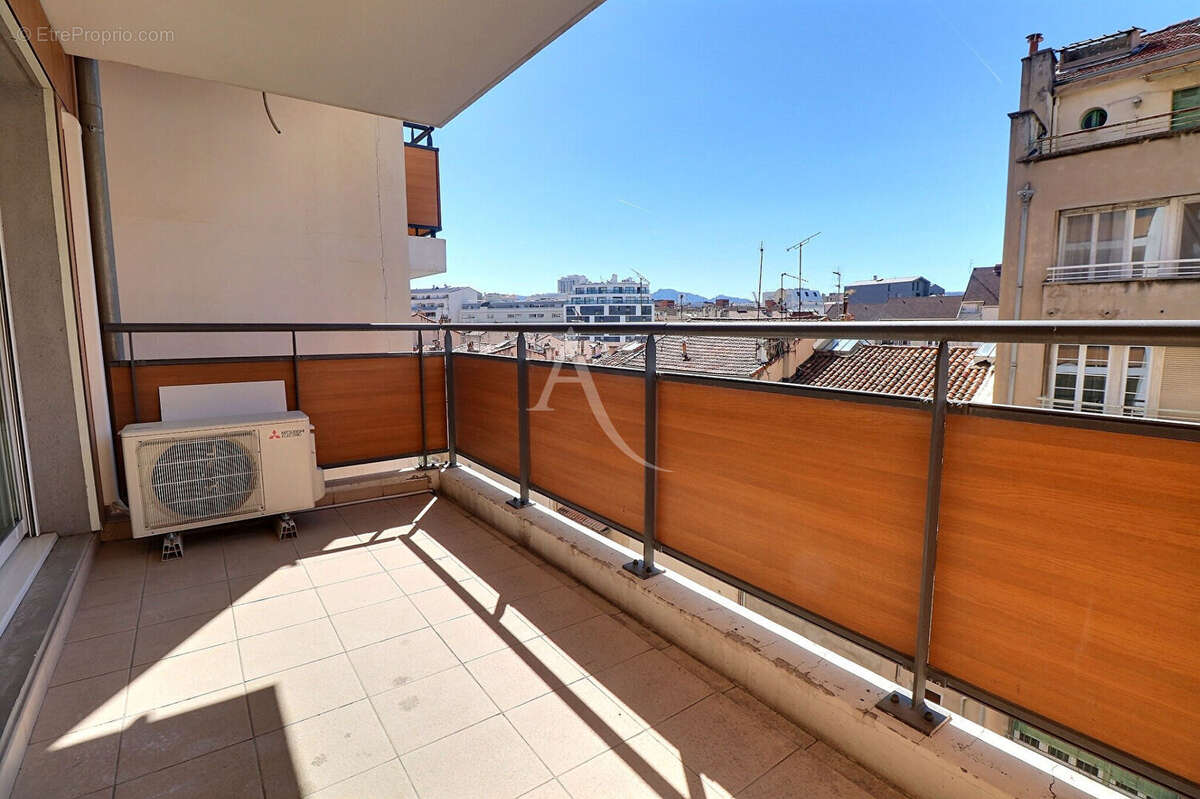 Appartement à MARSEILLE-8E