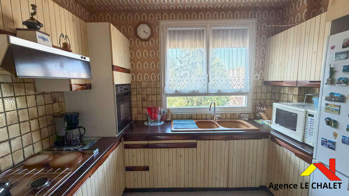 Appartement 4 pièces de 65 m² avec box et cave- Possibilité de créer une 3ème chambre -Ablon-sur-Seine - photo 5
