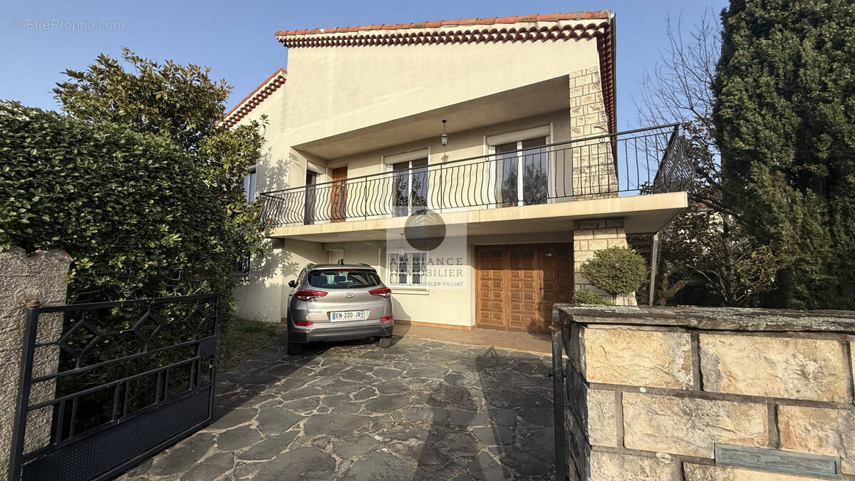 Maison à PORTES-LES-VALENCE