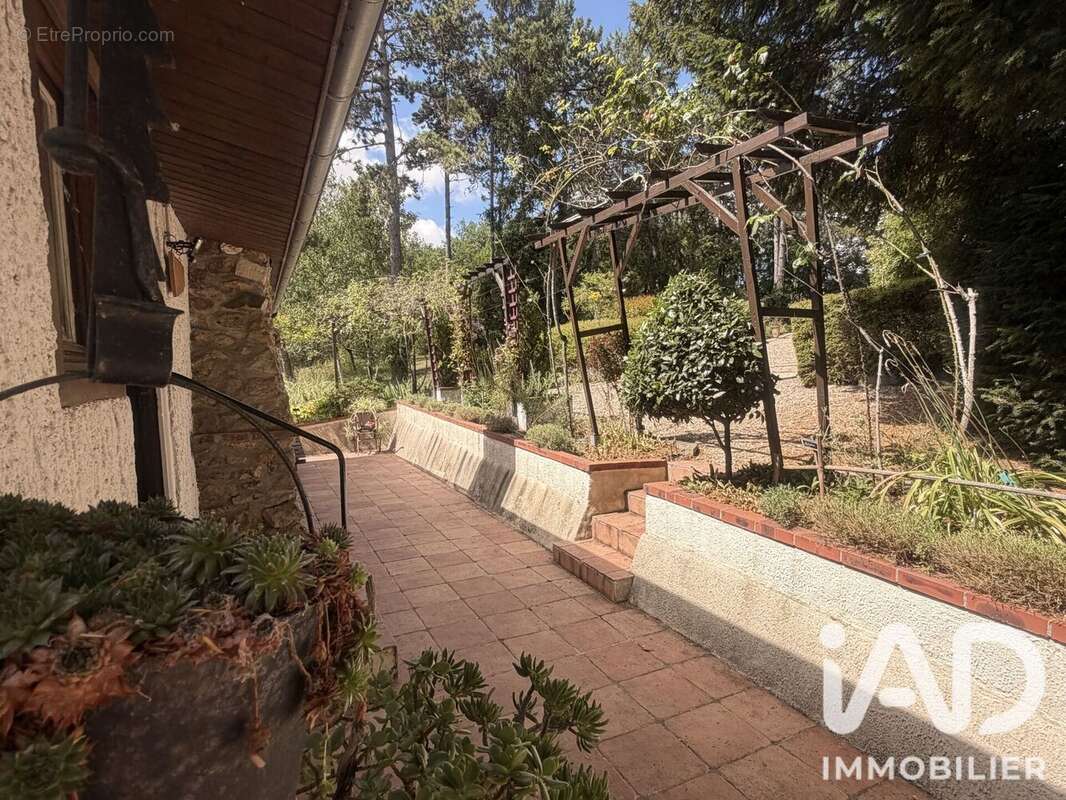 Maison 85 m² à Pont-Sur-Yonne  - photo 5