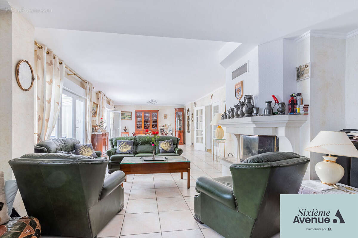 Maison Ballainvilliers 9 pièce(s) 215 m2 - photo 5
