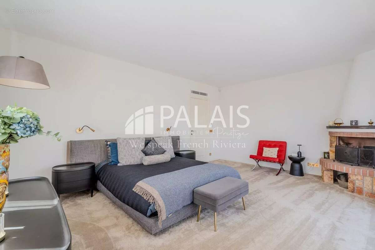 Maison à ROQUEBRUNE-CAP-MARTIN