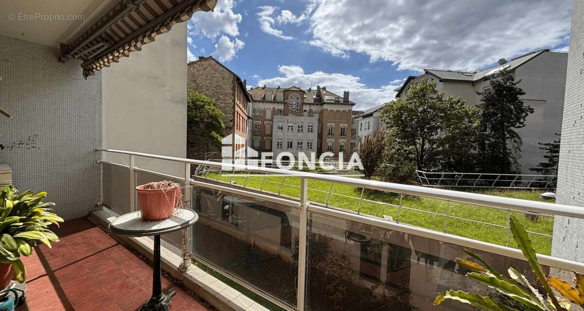 Appartement à PARIS-12E