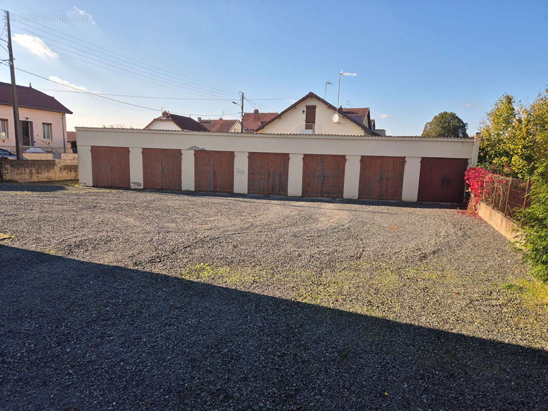 Appartement à PARAY-LE-MONIAL