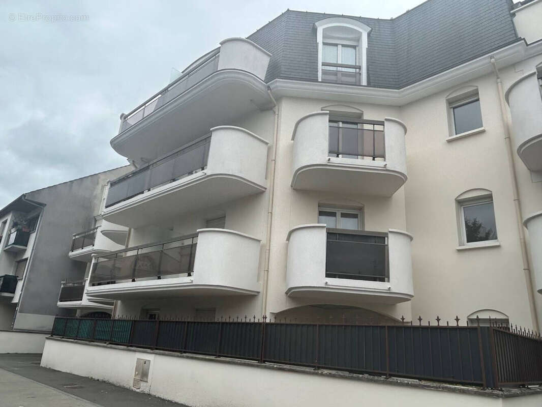 Appartement à PONTAULT-COMBAULT