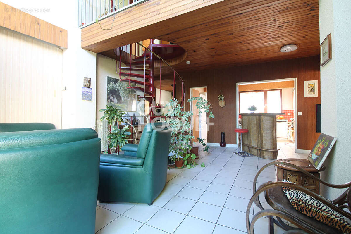 Maison à BRIE-COMTE-ROBERT