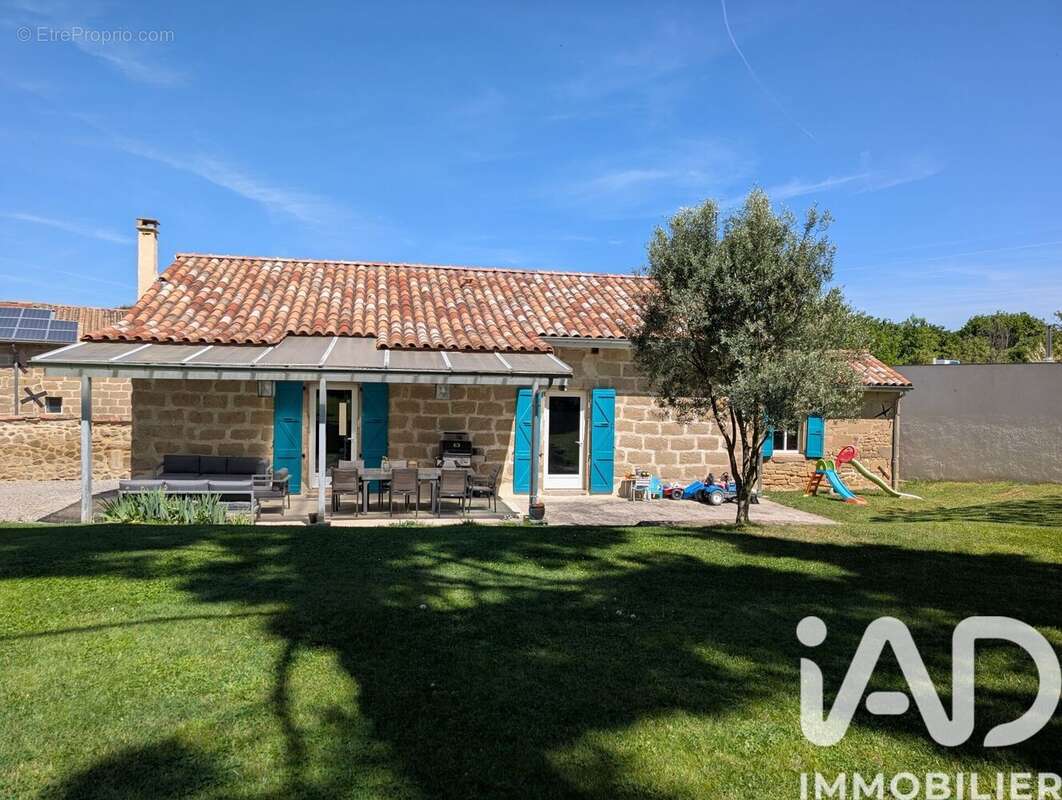 Photo 2 - Maison à CHATEAUNEUF-SUR-ISERE