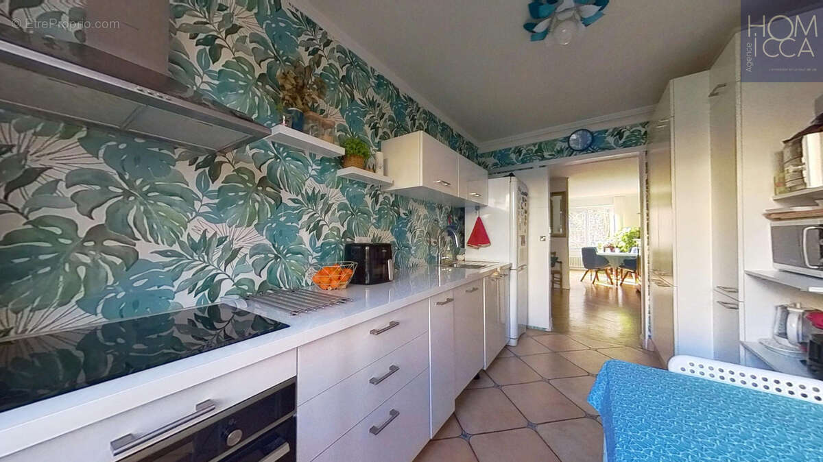 Appartement à TASSIN-LA-DEMI-LUNE
