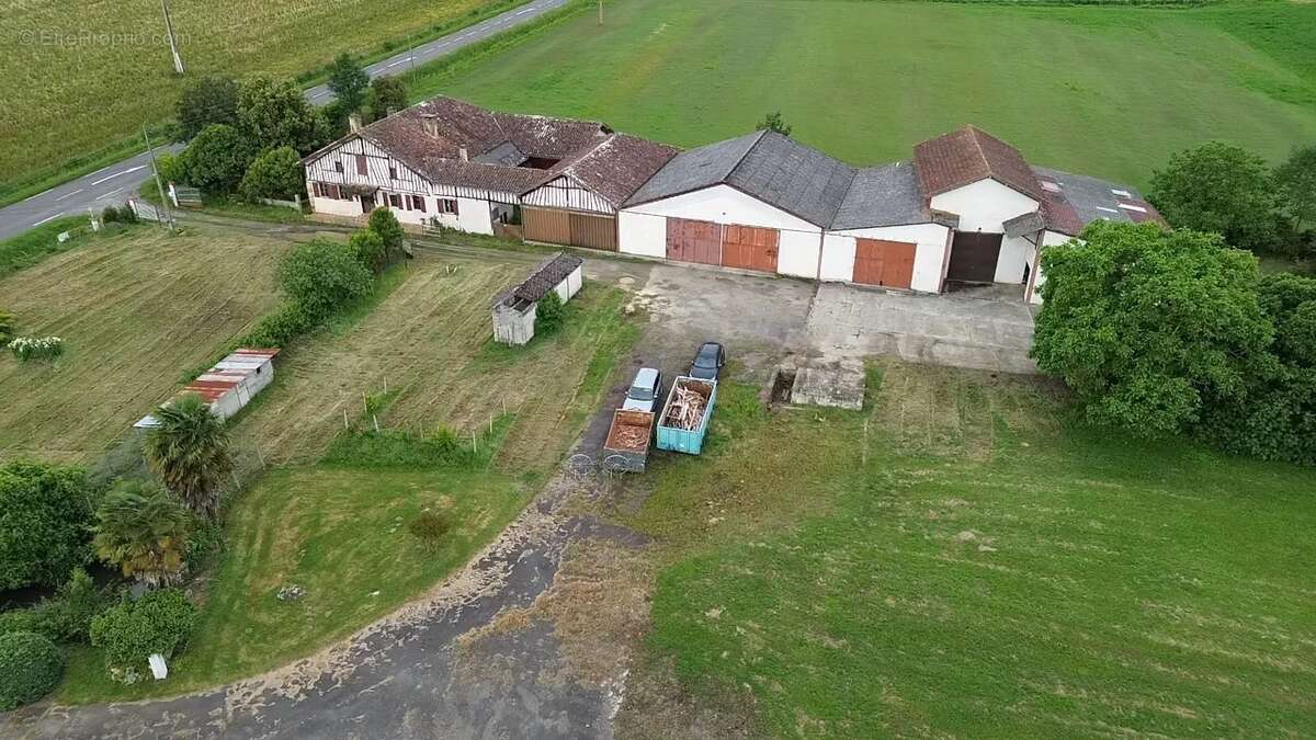 Appartement à LANNE-SOUBIRAN