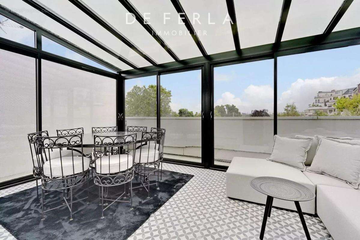 Boulogne-Billancourt – Avenue Robert Schuman  Duplex d'exception et terrasse panoramique - photo 8