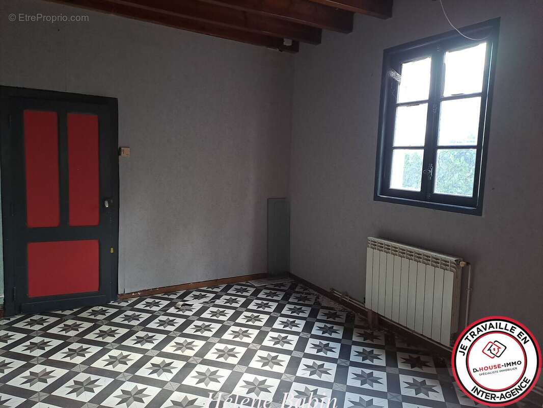 Appartement 240 m² à Saint-Symphorien  - photo 75