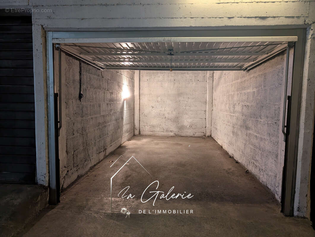 Parking à GRENOBLE