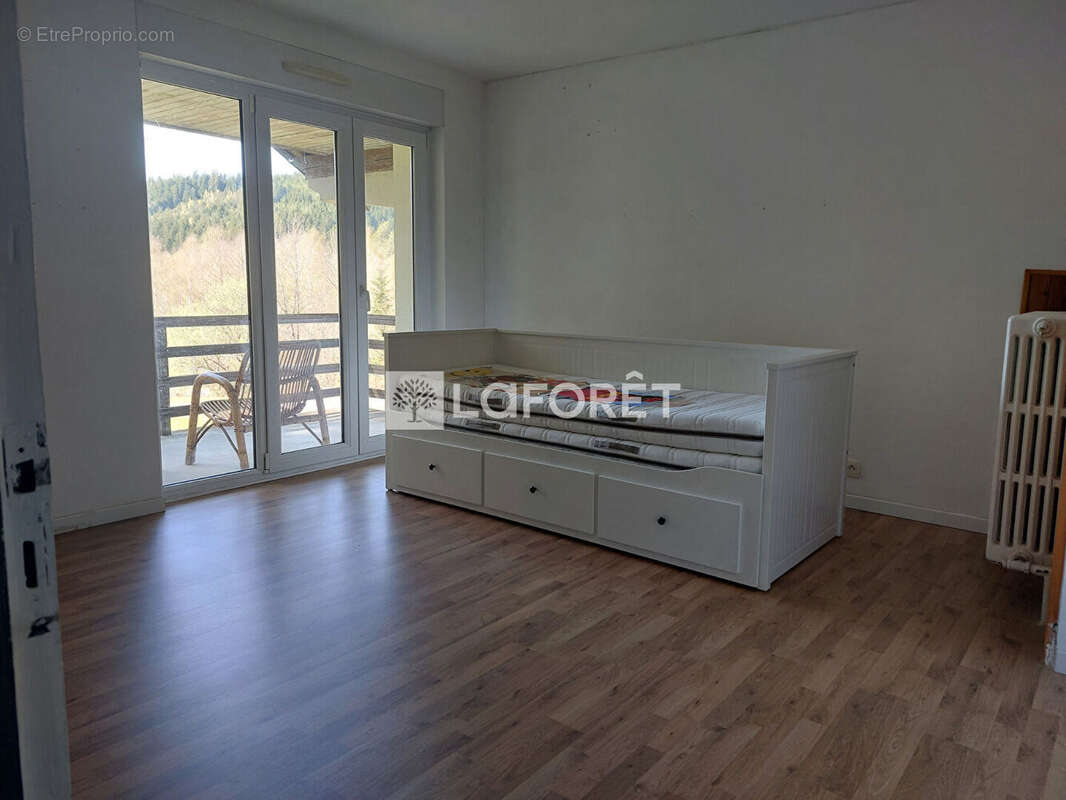 Maison à BOIS-DE-CHAMP