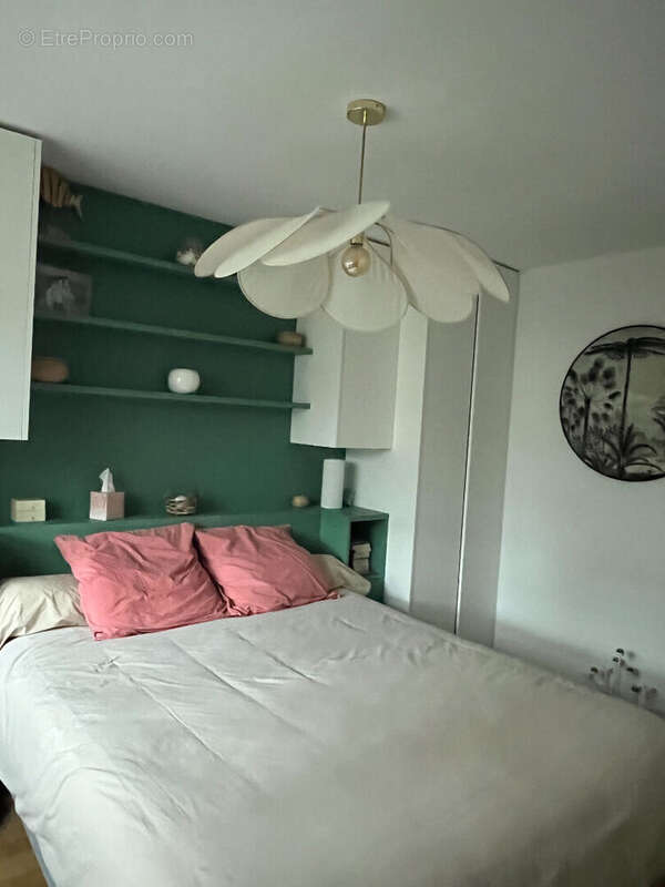 Maison à LE MESNIL-LE-ROI