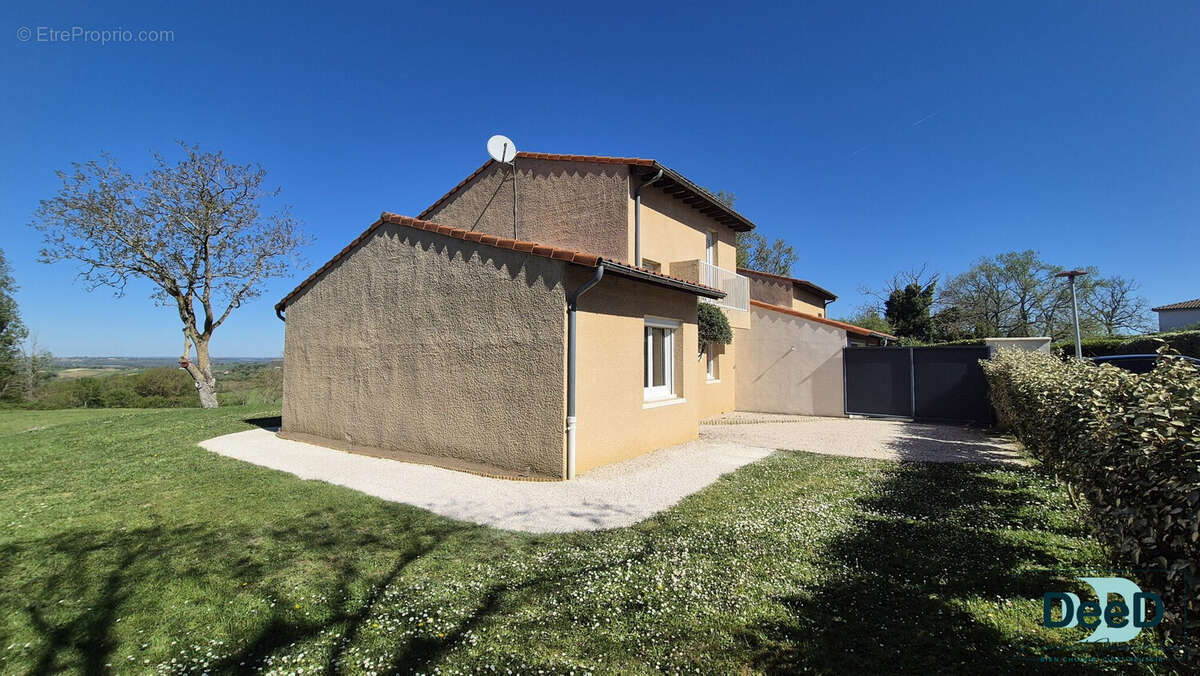 Maison à CAUSSENS