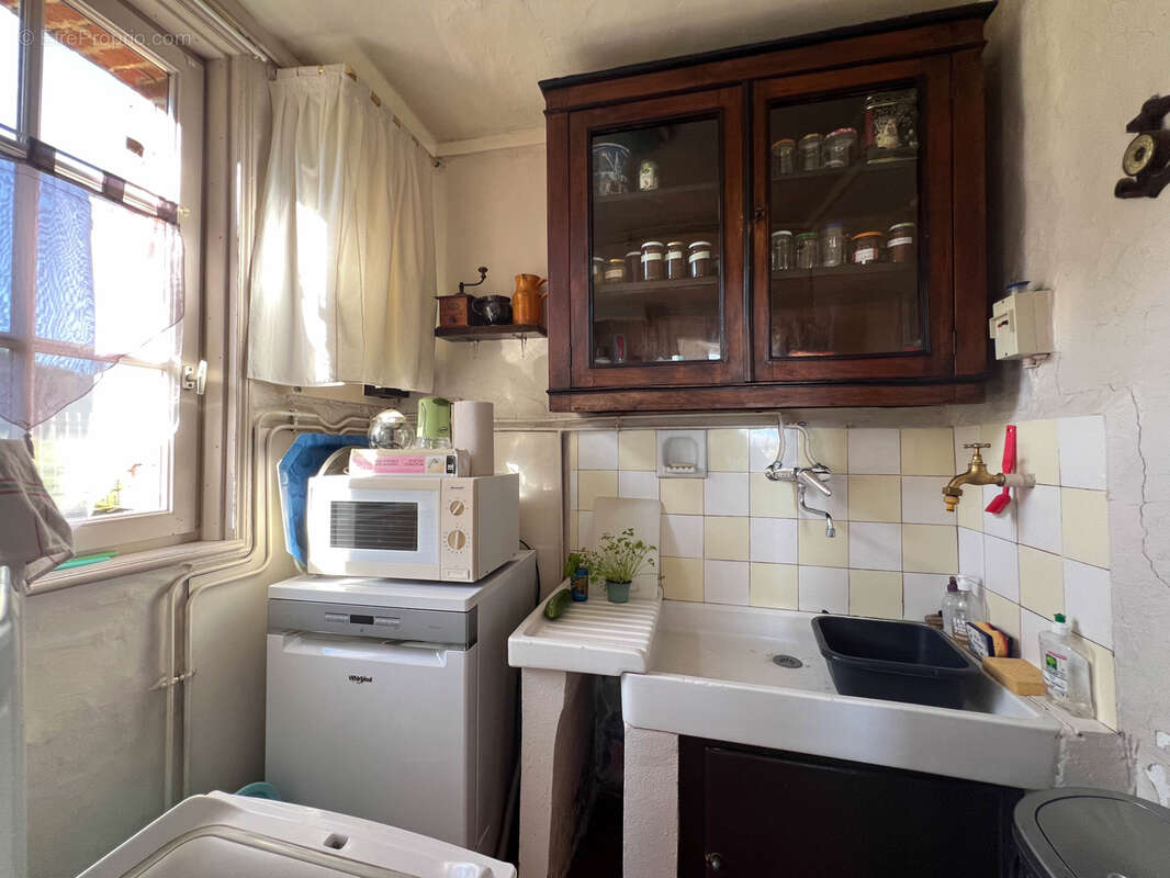 Maison de maître au fond d'une allée au calme avec annexes - photo 13