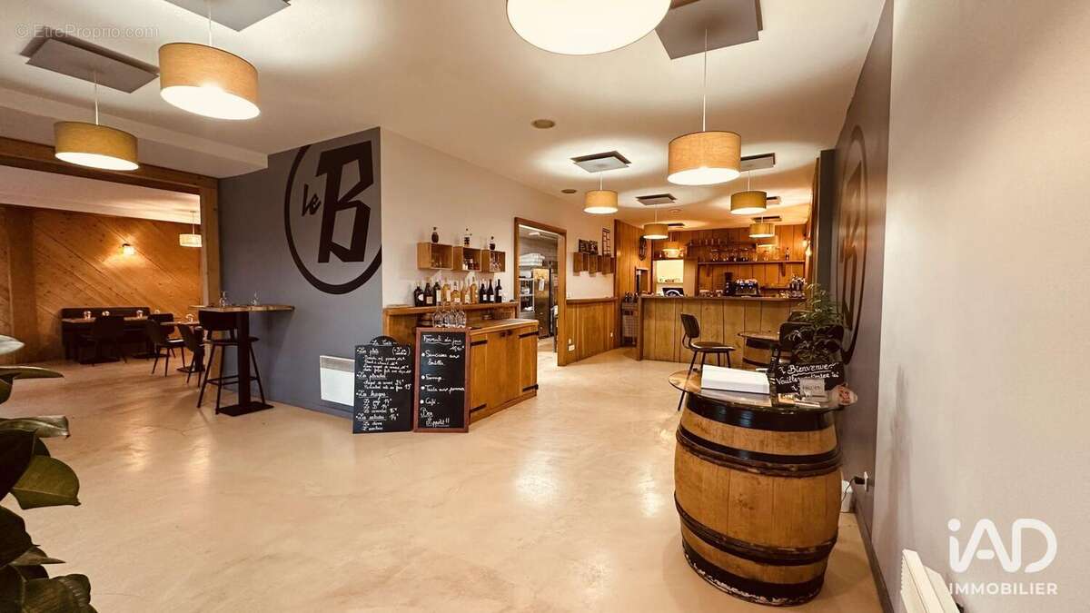 Photo 2 - Commerce à BOUGARBER