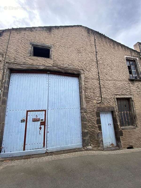 Maison à CLERMONT-FERRAND