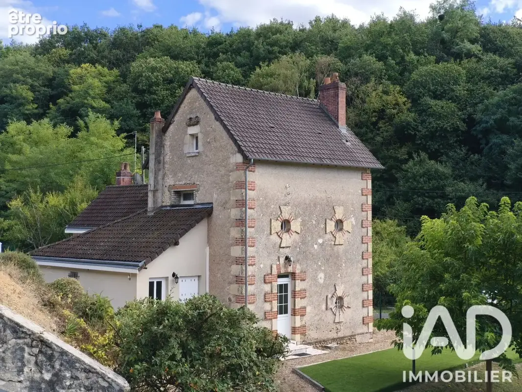 Photo 1 - Maison à REUGNY