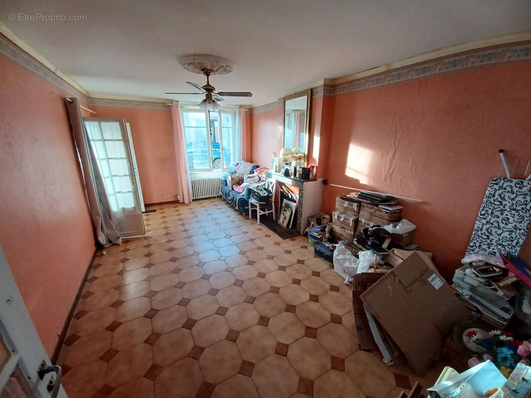 Maison à LA MARCHE