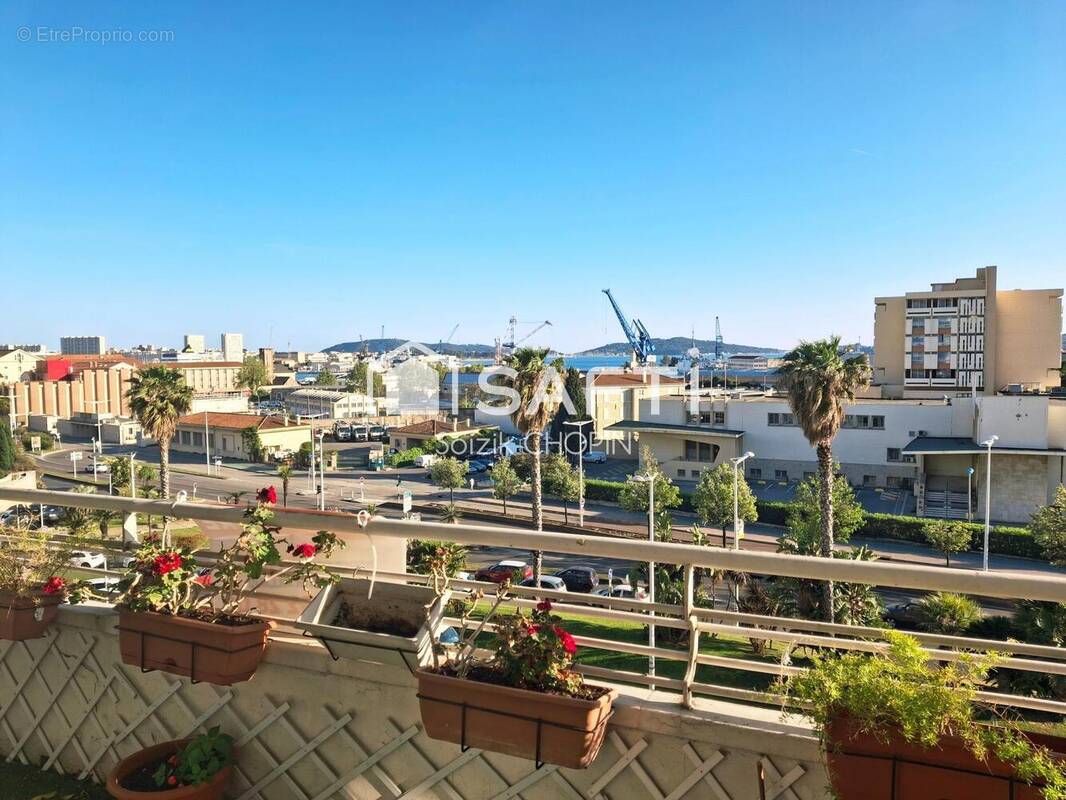 Photo 1 - Appartement à TOULON