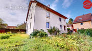 Maison à SERRE-LES-SAPINS
