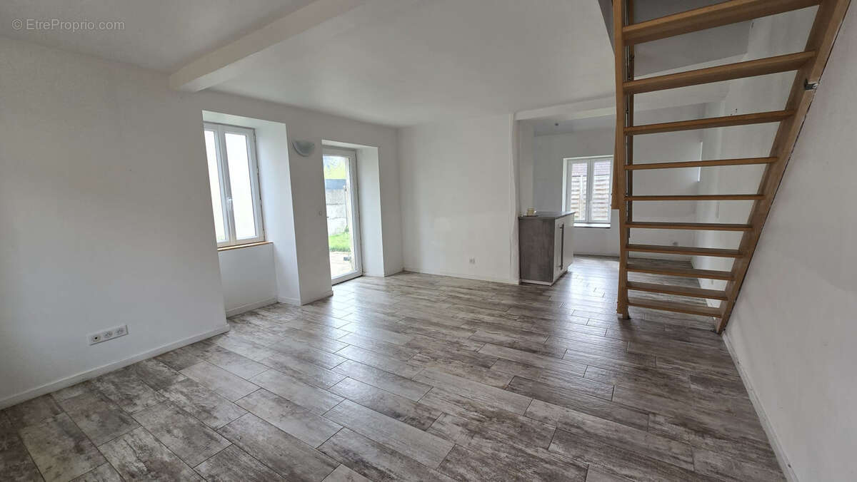 Appartement à FORGES-LES-BAINS