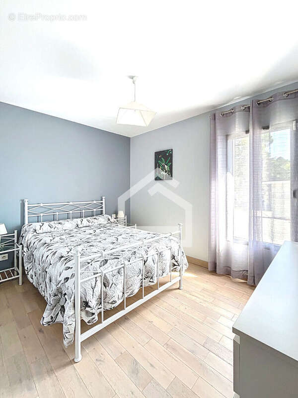 Maison à LE PIAN-MEDOC