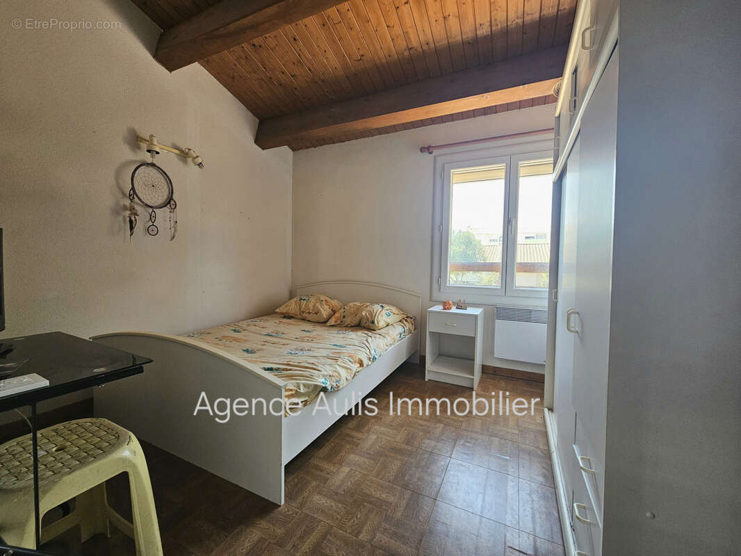 Grande Maison Familiale 4 chambres sur les Hauts de Saint Pierre La Mer - photo 8