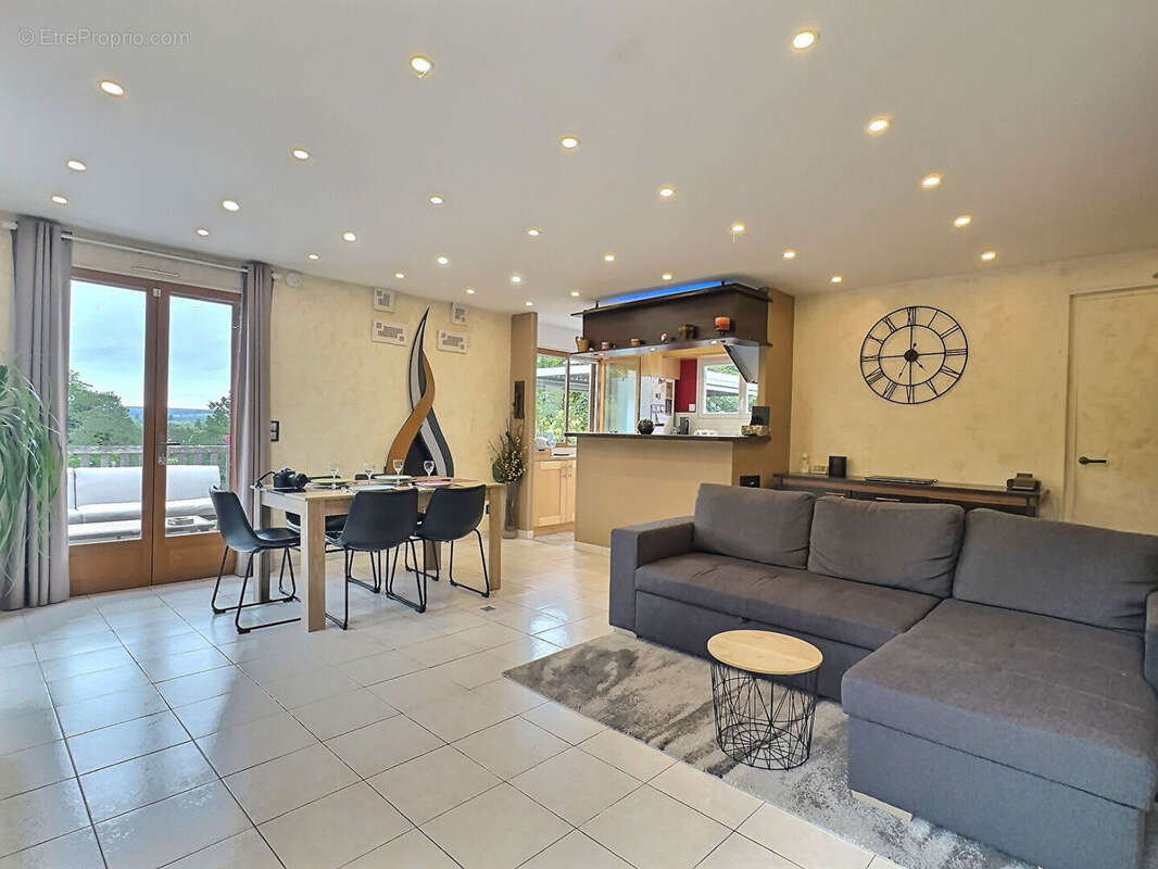 Maison à PIERREFITTE-EN-AUGE