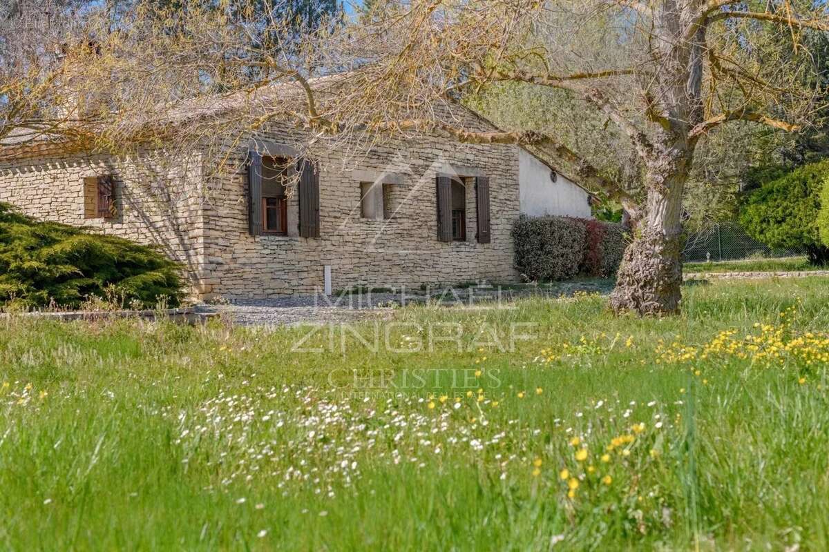 Maison à GORDES