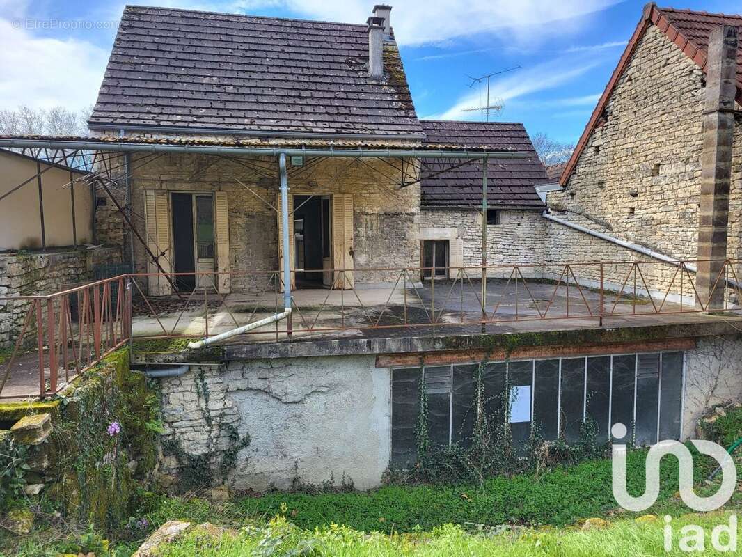 Photo 2 - Appartement à ANCY-LE-FRANC