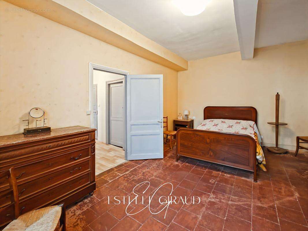 Maison en pierre avec tomettes, terrasse et atelier ? Rieux-Minervois - photo 7