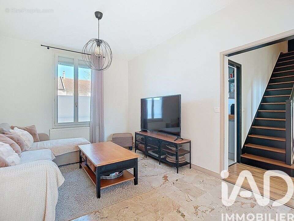 Maison 110 m² à Varennes-Sur-Seine  - photo 6