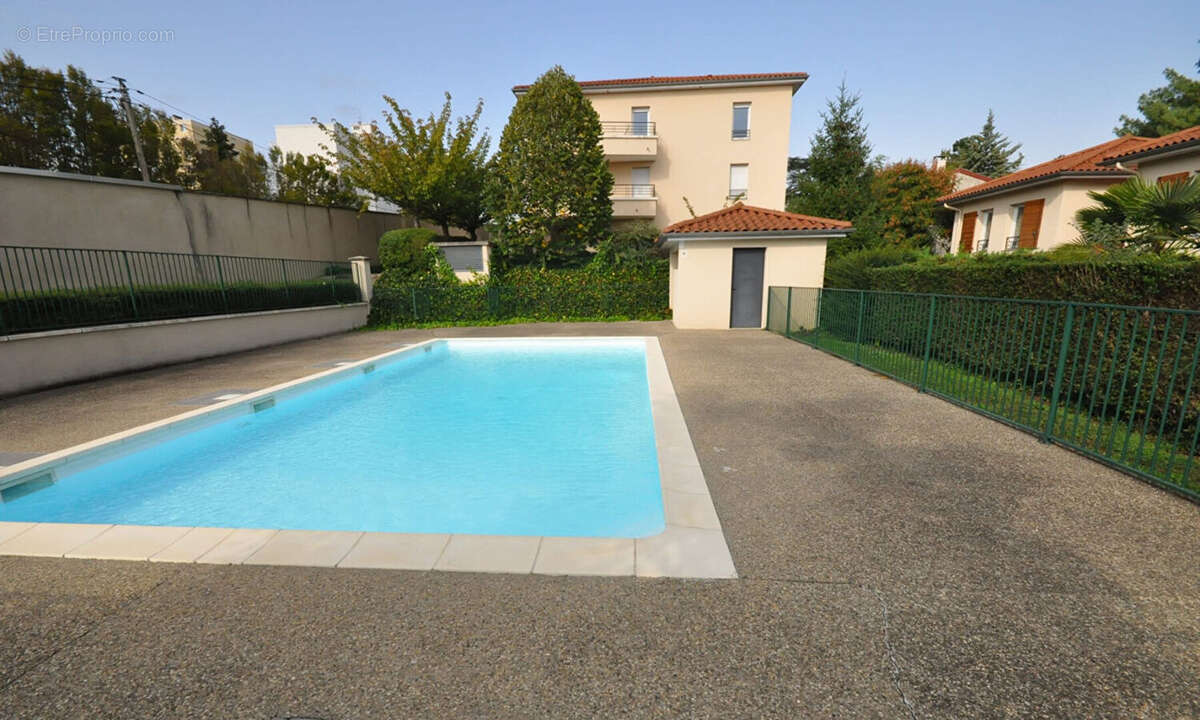 Appartement à OULLINS